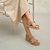 Frankie 4 Thompson II Camel