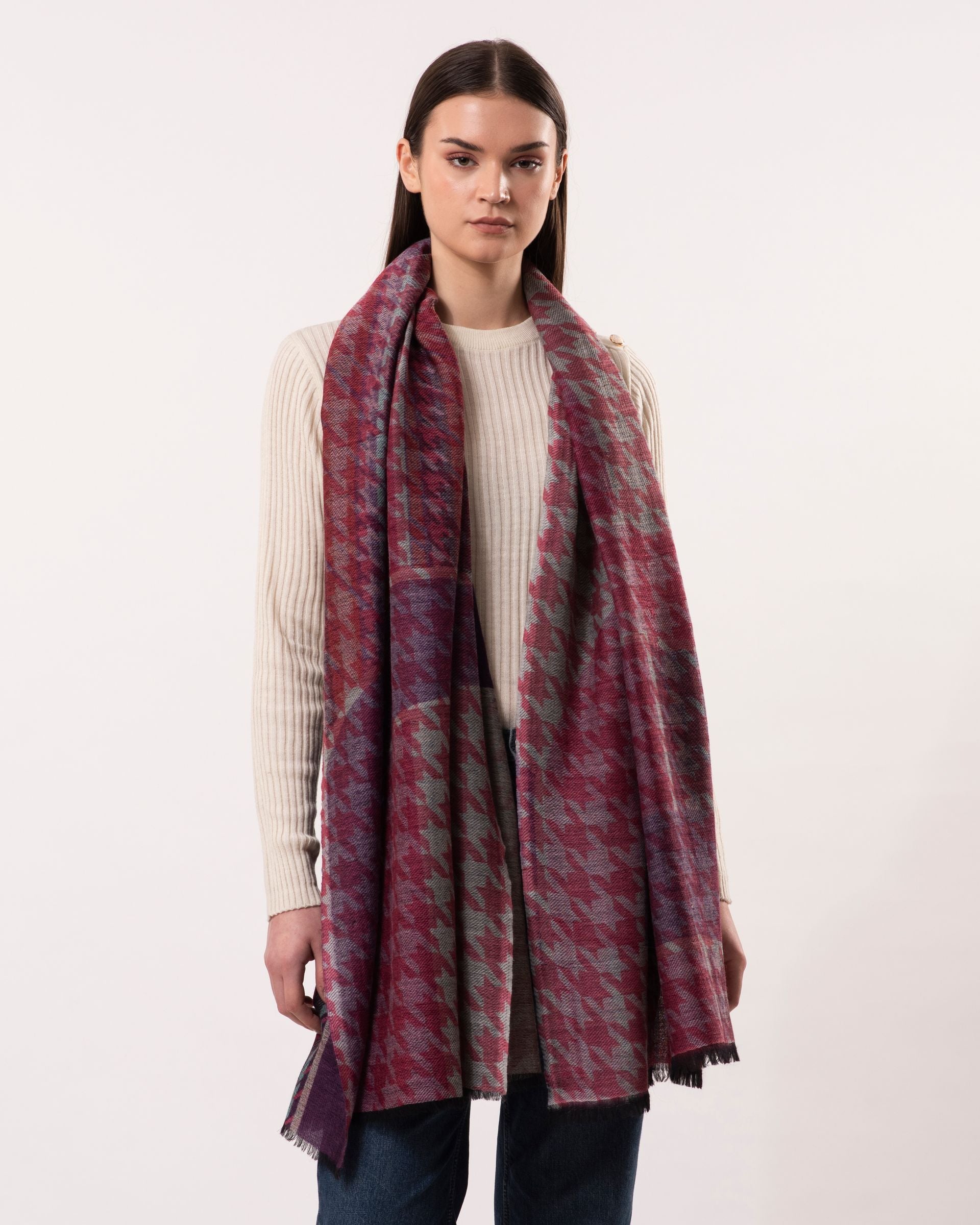 Agnes maze houndstooth wool scarf