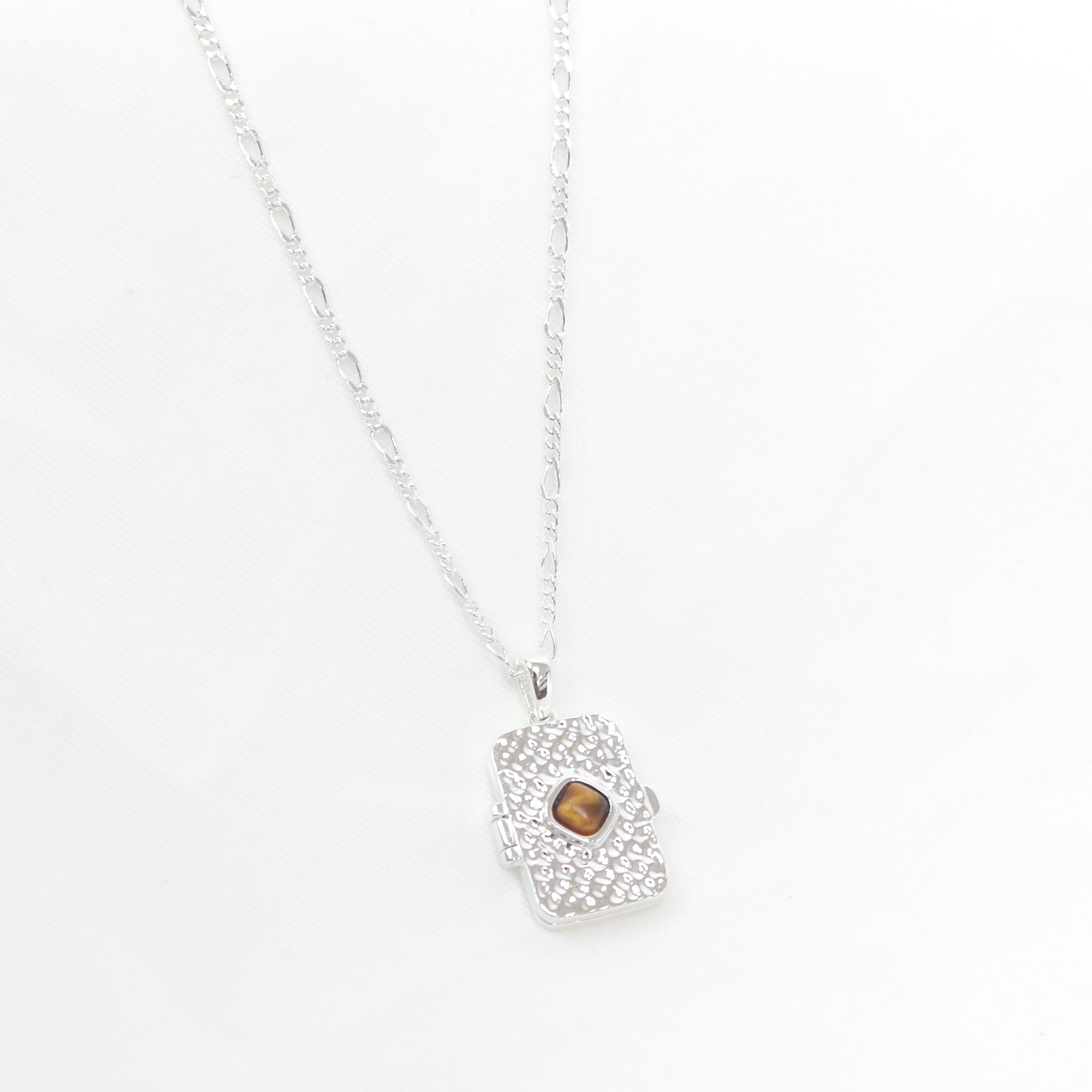 Love Lunamei Athena Locket in Silver