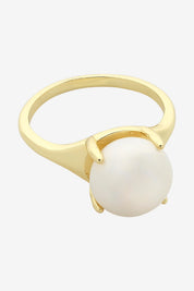 Beatrix Gold Pearl Ring