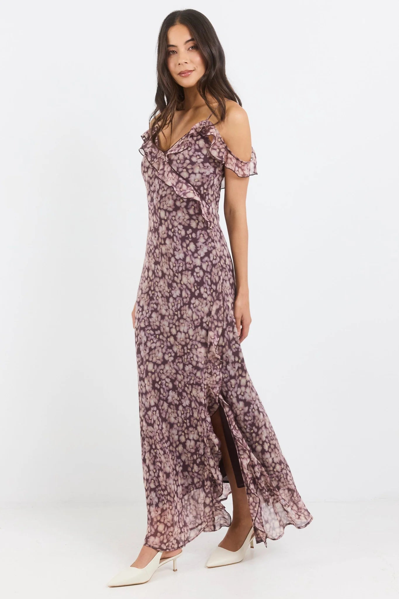 BelfastPlumFloralDress_EC_7_1024x1024_2x_b5c18c4f-43e4-4b38-9086-616683232a79.webp