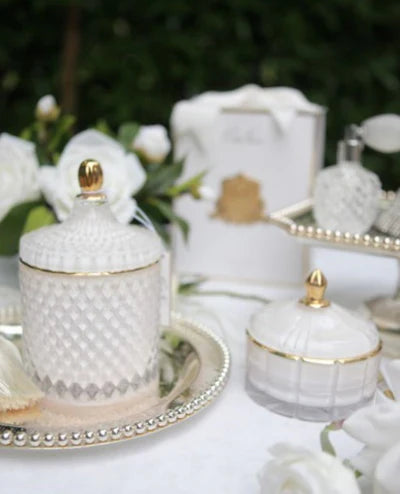 CNWhiteArtdecocandle2.webp