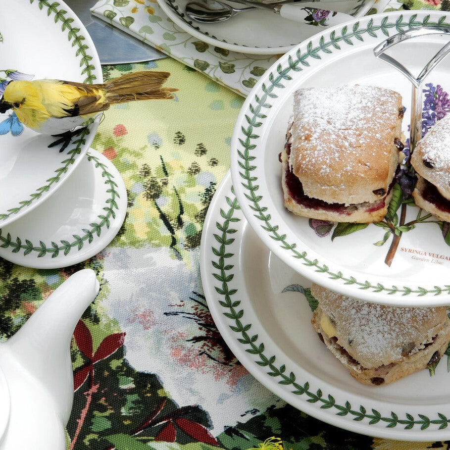 Cake2tierstand3.jpg