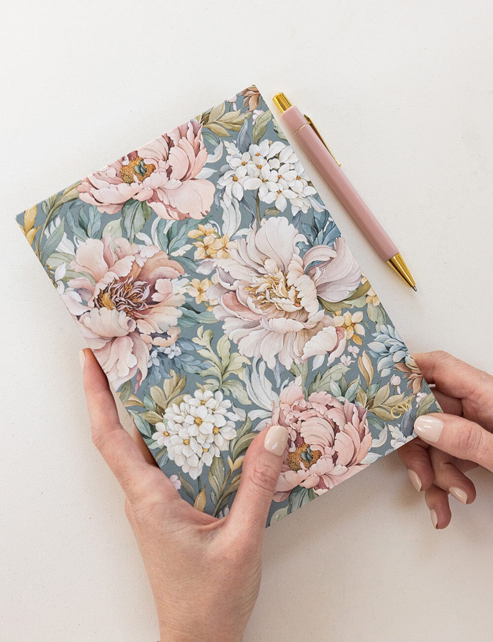 DJ43_REGENCY_BLOOMS_DESKTOP_JOTTERS_5_web.jpg