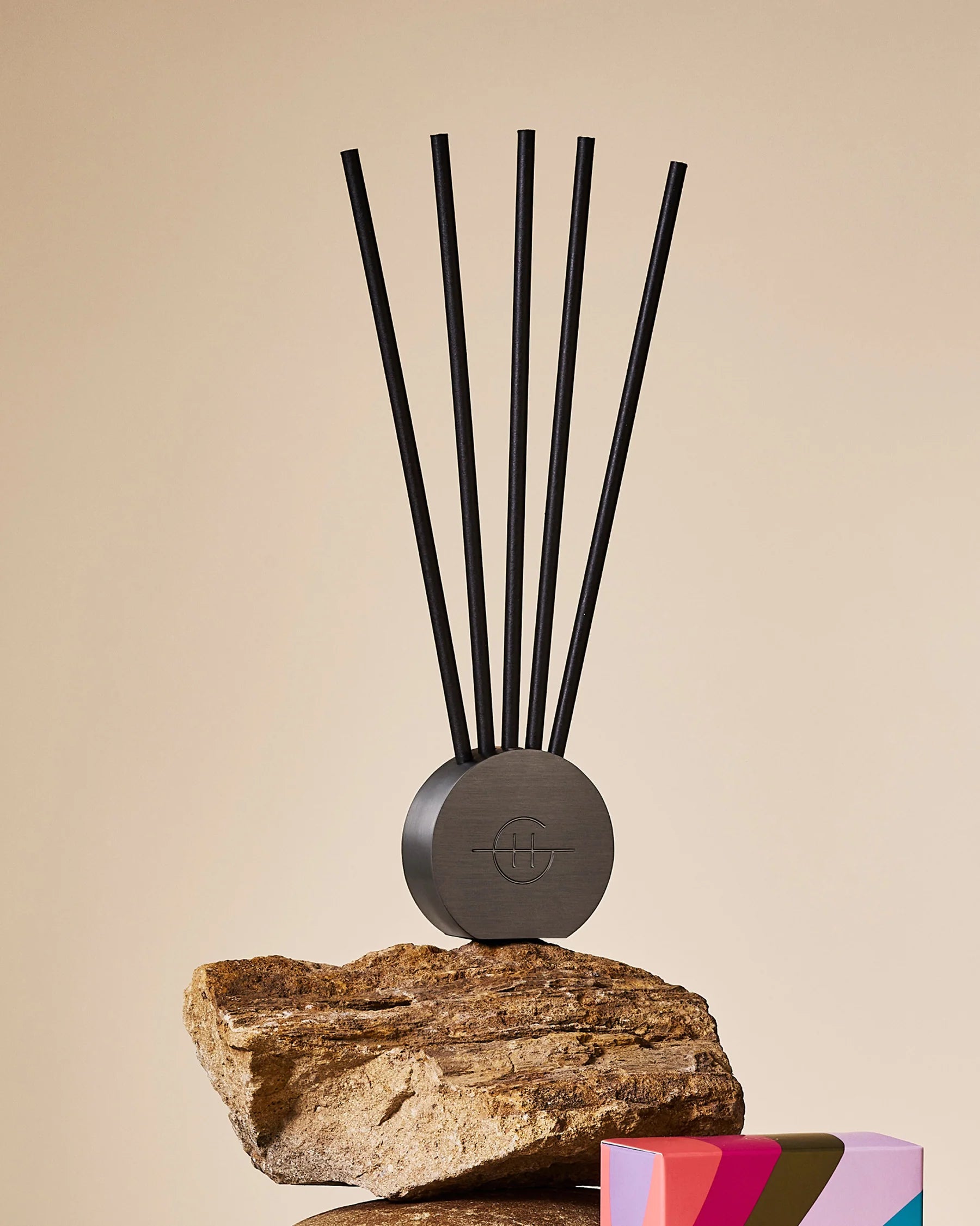 GLASSHOUSE Scent Scene Metal Vessel - Gunmetal & Gold
