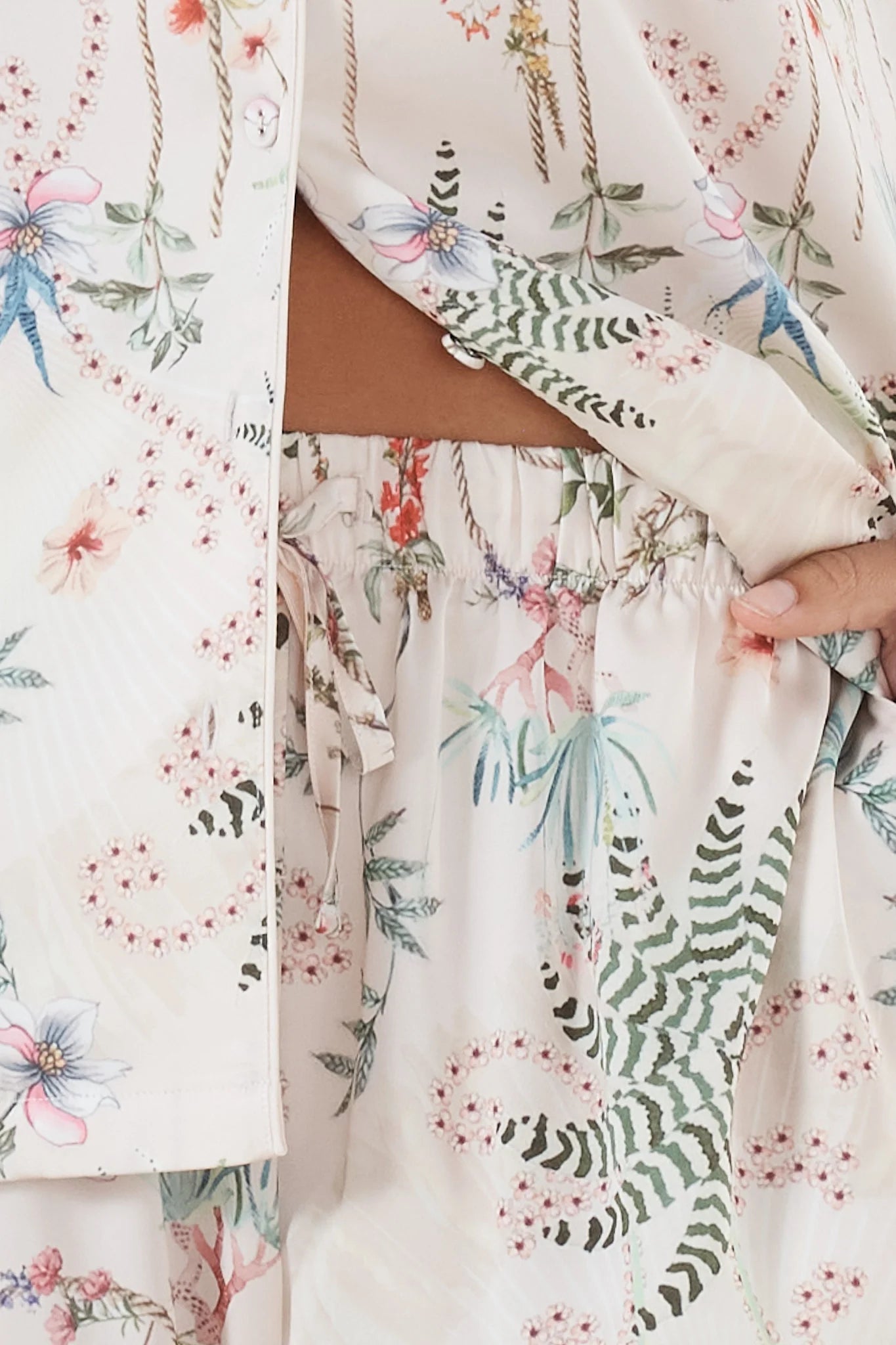 GINGERLILLY Maeve Satin Silky PJ Set