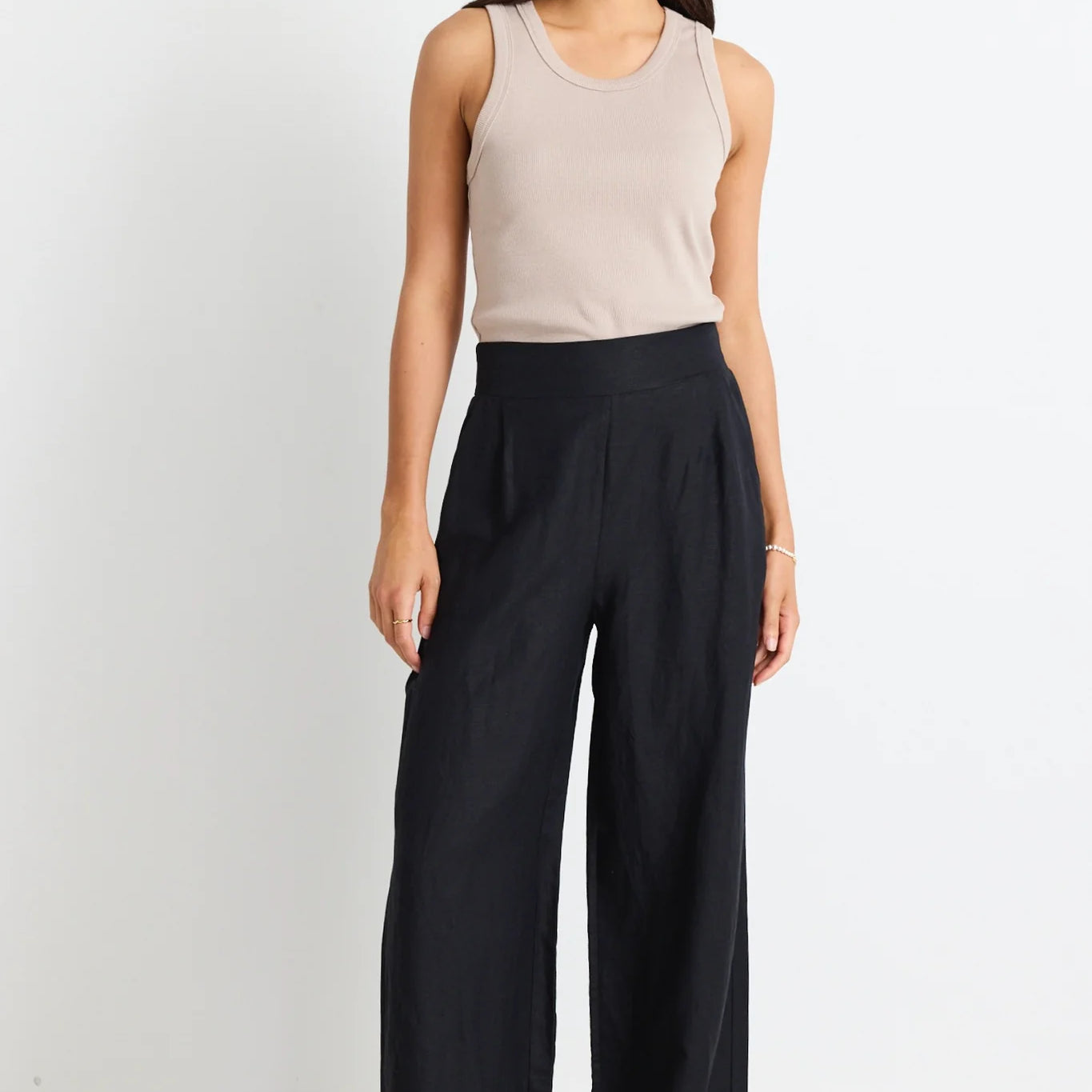 Guardianblacklinenpants.webp