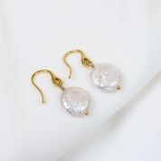 Love Lunamei Perle mystical earrings gold