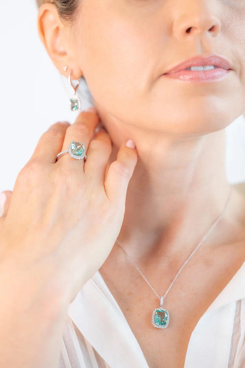 SYBELLA Ainsley light green and clear cushion cut ring