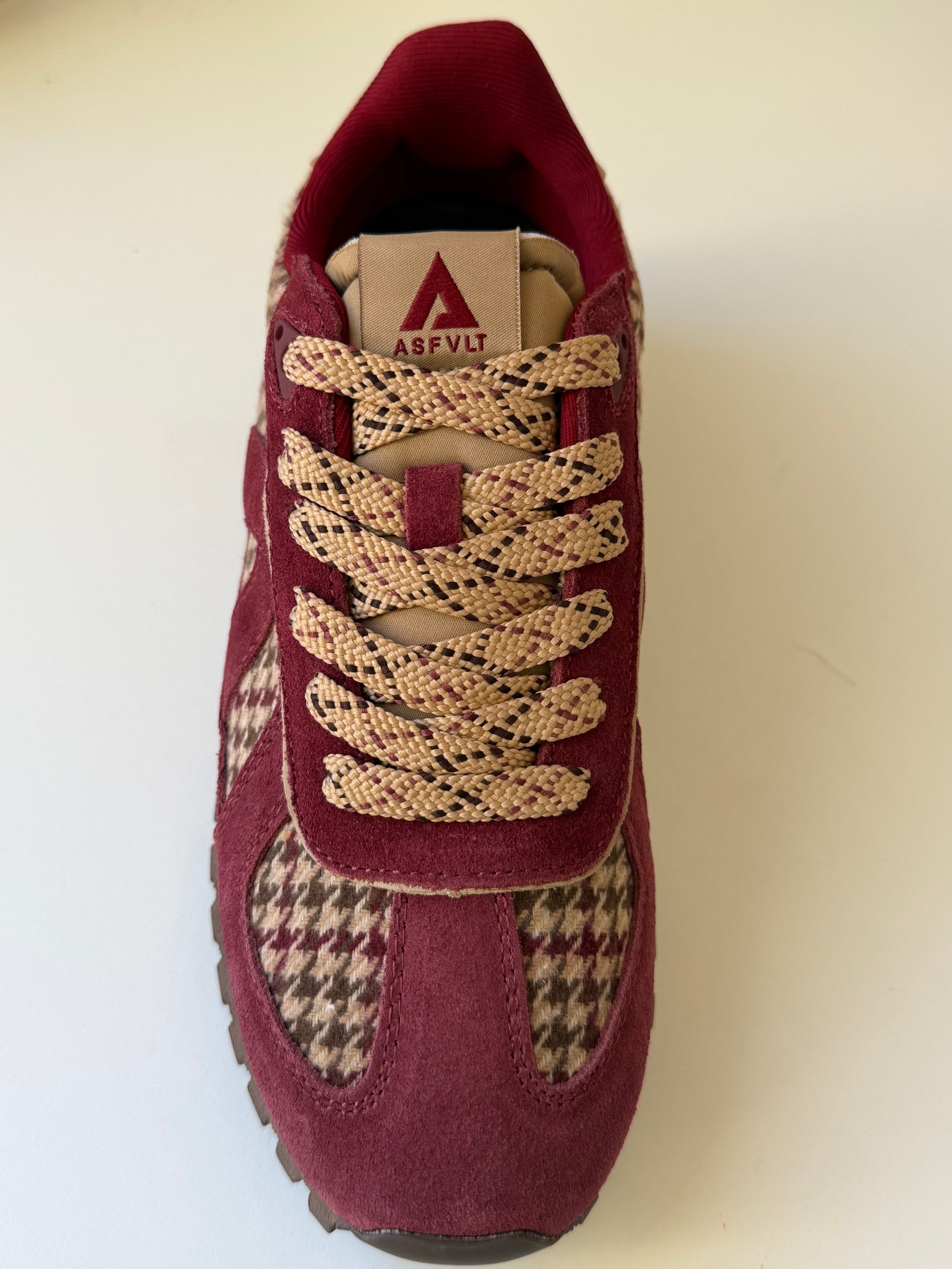 ASFVLT Wine/Tan Herringbone Sneakers