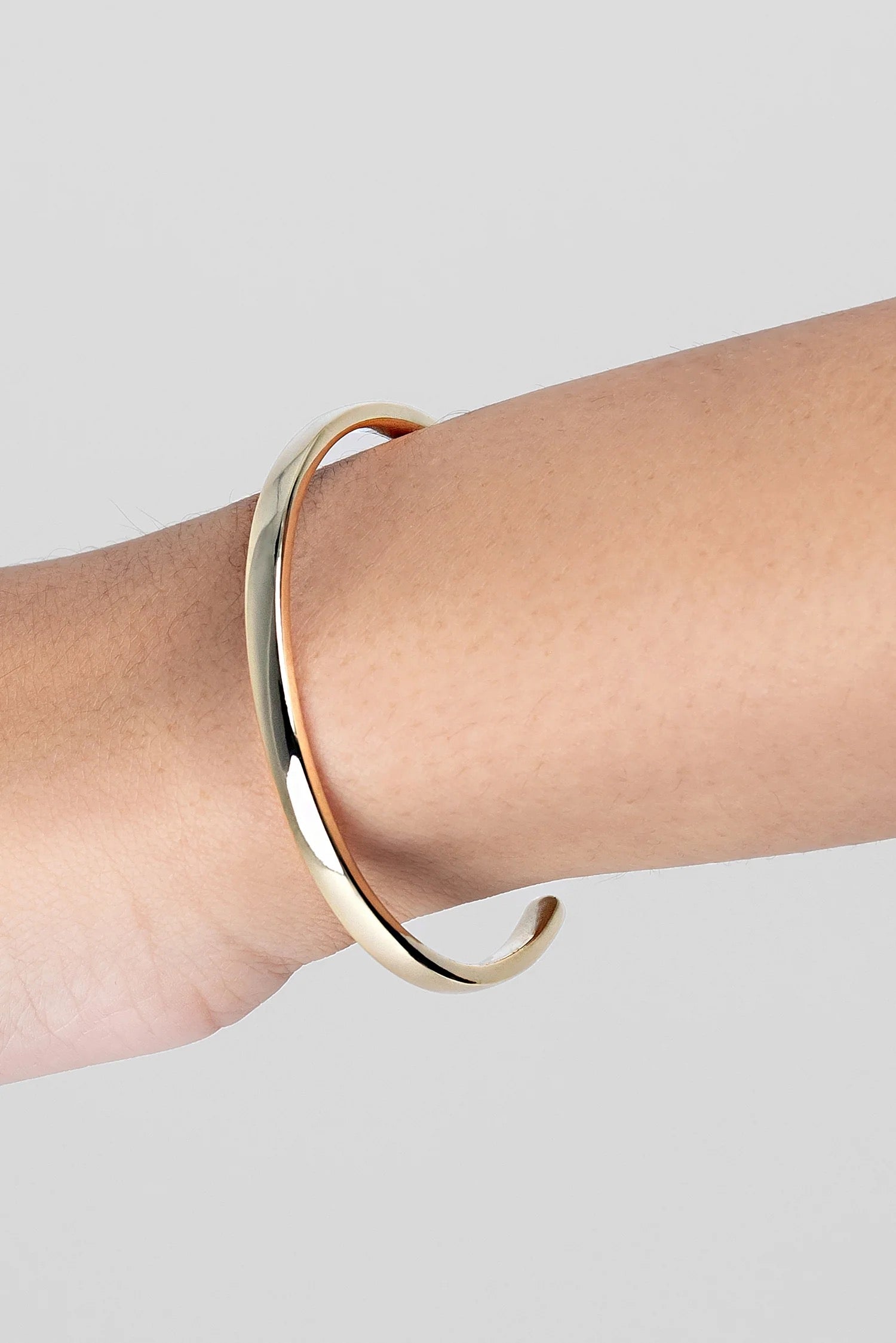 LIBERTE Blakely Silver Cuff