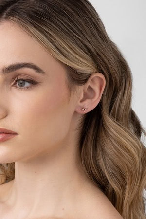 LIBERTE Bisou Silver Earring