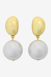 Selma Gold Pearl Earring