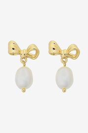 Alice Bow Pearl Earring