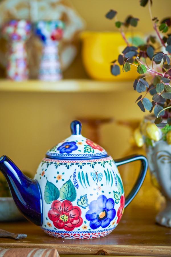Florist Teapot Red, Stoneware