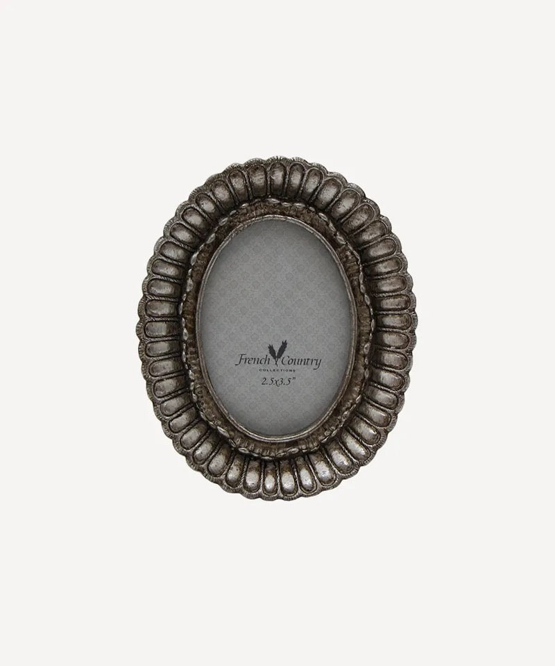 Fanned Oval Photo Frame Pewter 2.3x3.5"