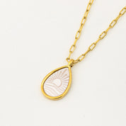 Love lunamei Kailani Necklace Gold