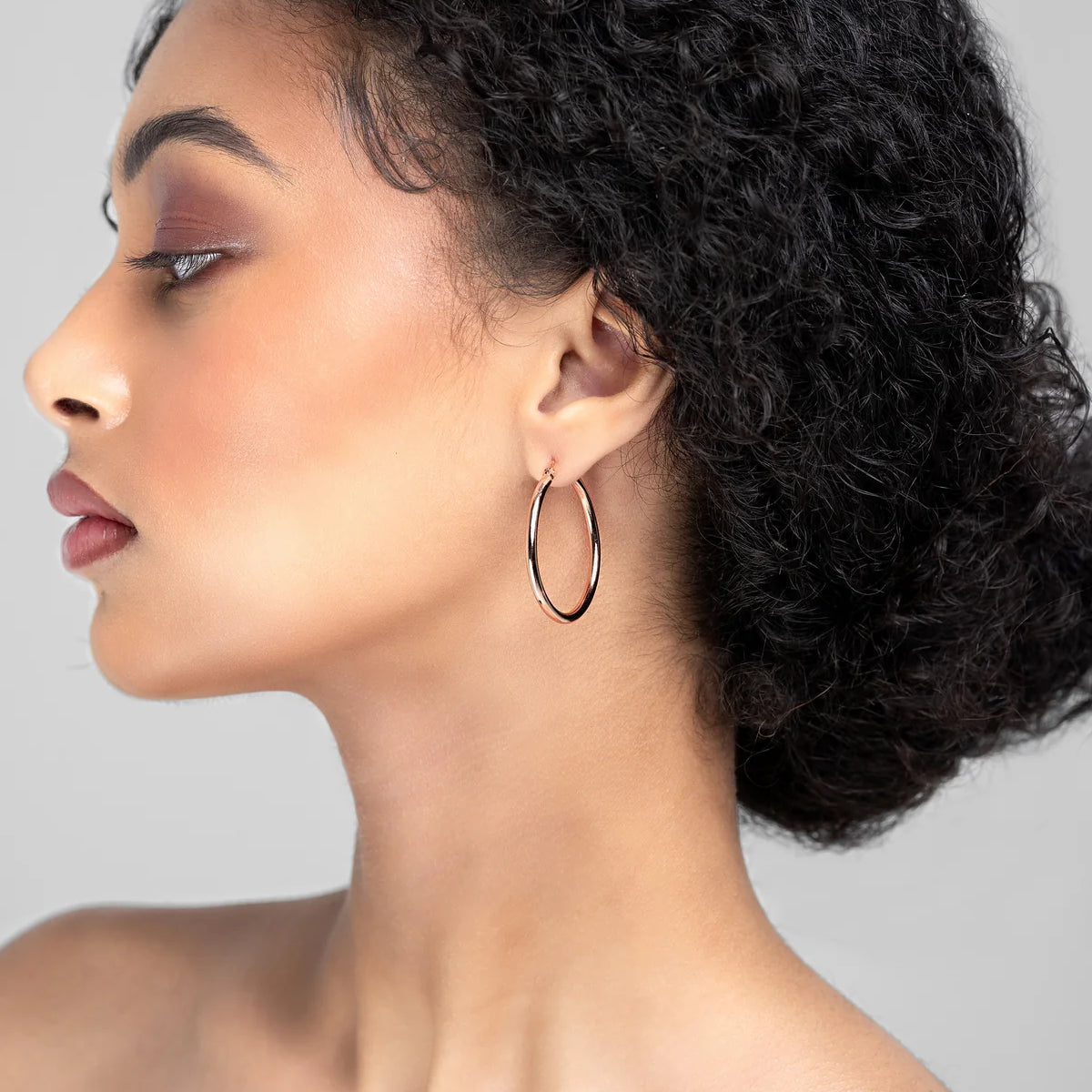 LIBERTEErikaSilverHoopEarring2.webp