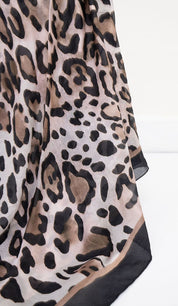 Leona Animal Pure Silk Square 100