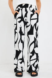Stories to be told Metropolitan Black Ivory Print Wideleg Pants