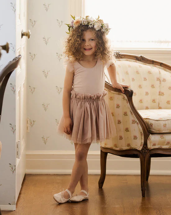 Noraleelottietuturose.webp