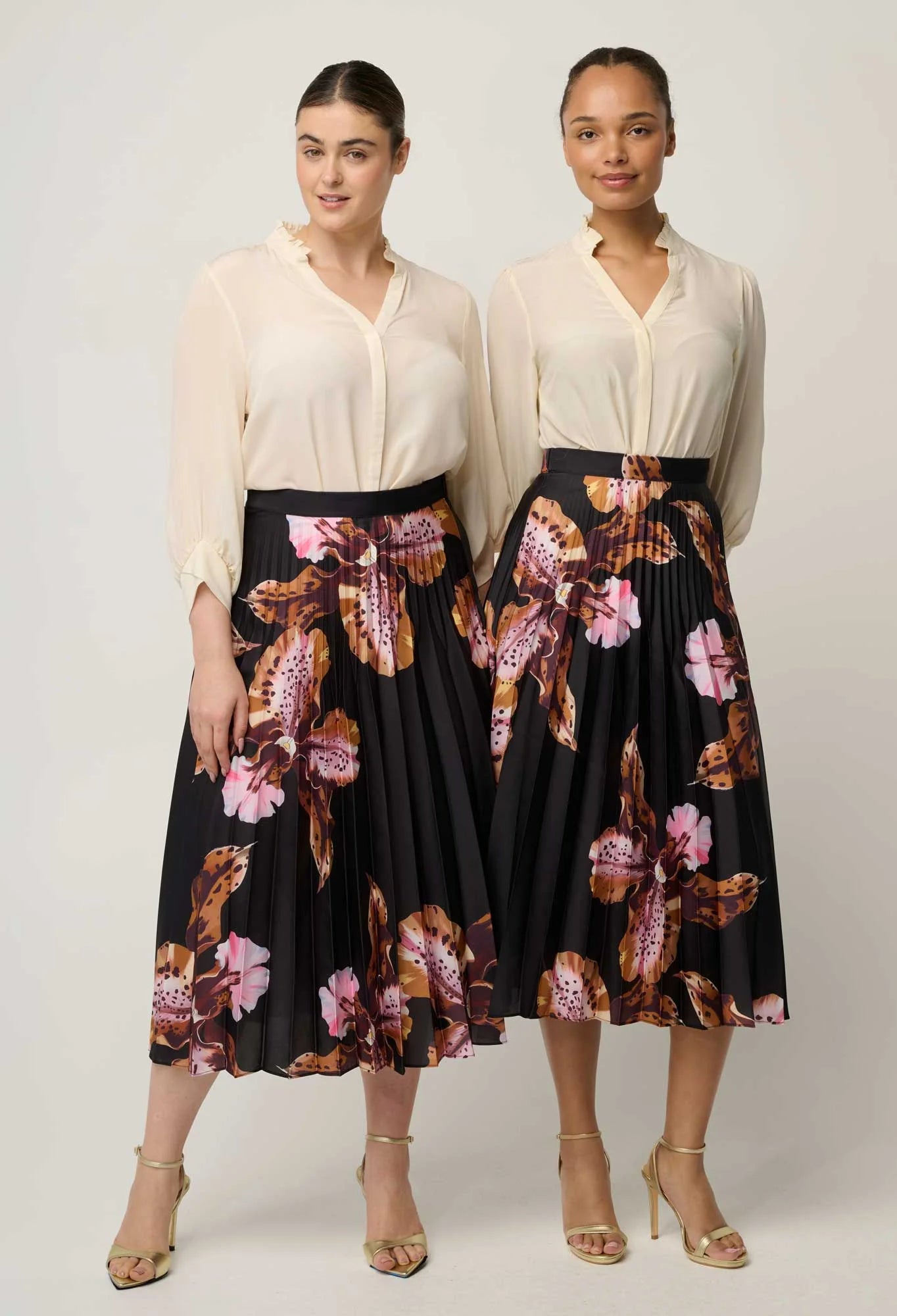 Iris Pleated Skirt in Sunset Orchid