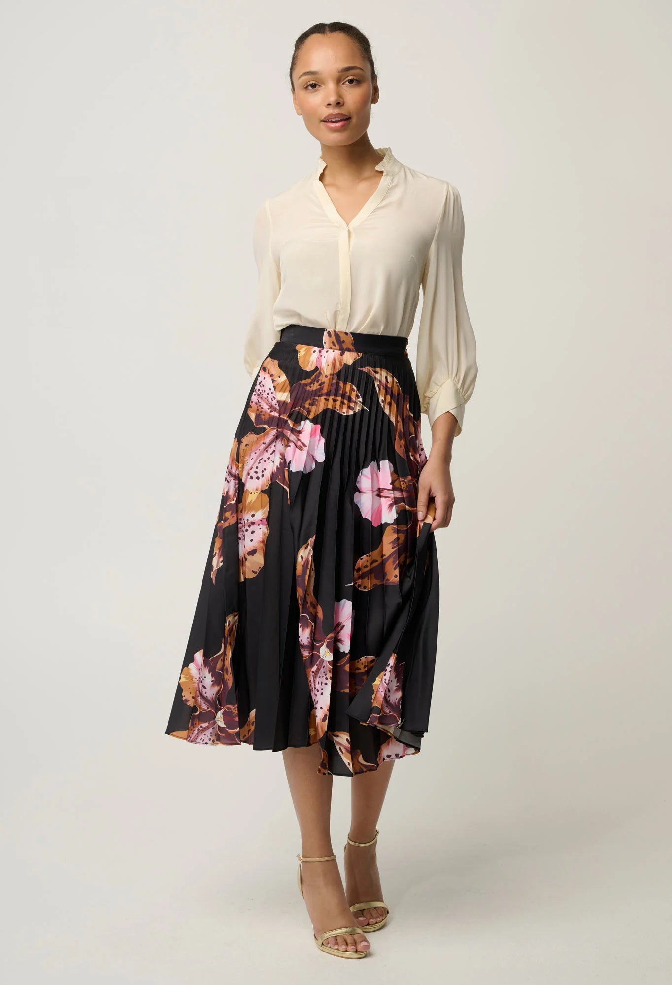 Iris Pleated Skirt in Sunset Orchid