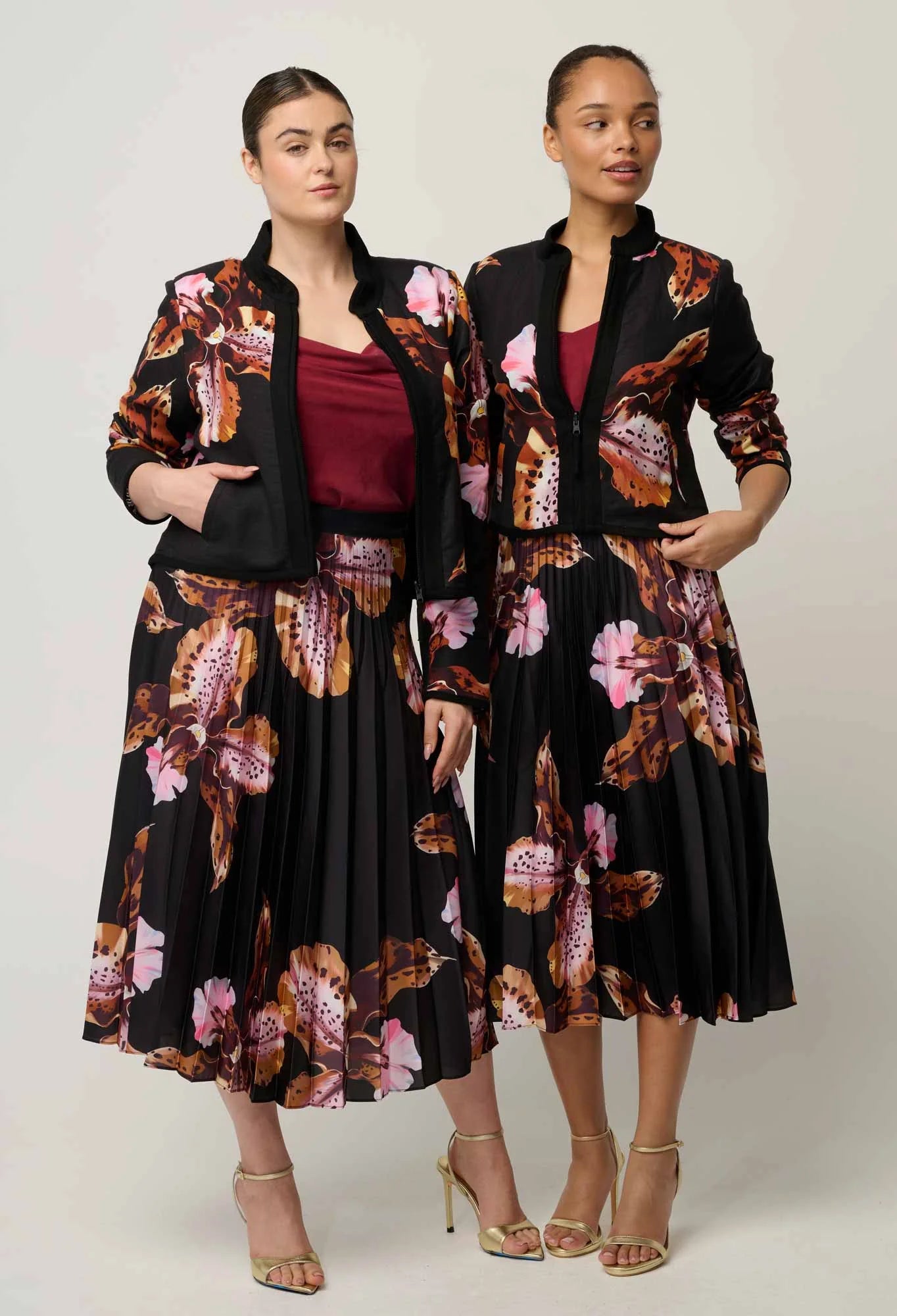 Delray Reversible Linen Viscose Jacket in Sunset Orchid/Noir Orchid