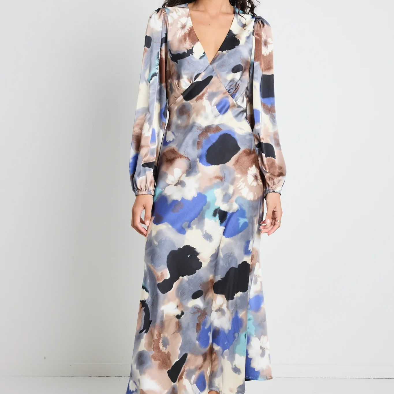 PhoenixNavyMultiWatercolourDress13_1024x1024_2x_85c0971f-8aa7-4deb-abed-55c2d45f5c12.webp