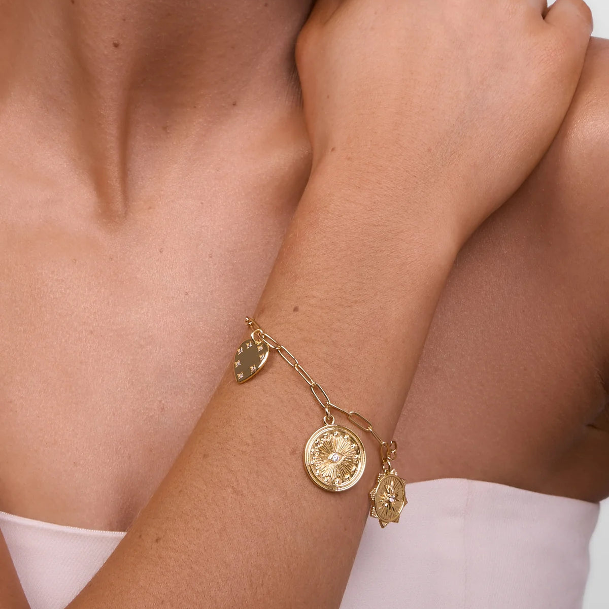 Scoutbracelet1.webp