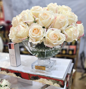 COTE NOIRE Centrepiece Clear Glass w Gold Badge 37 Blush Rose Buds