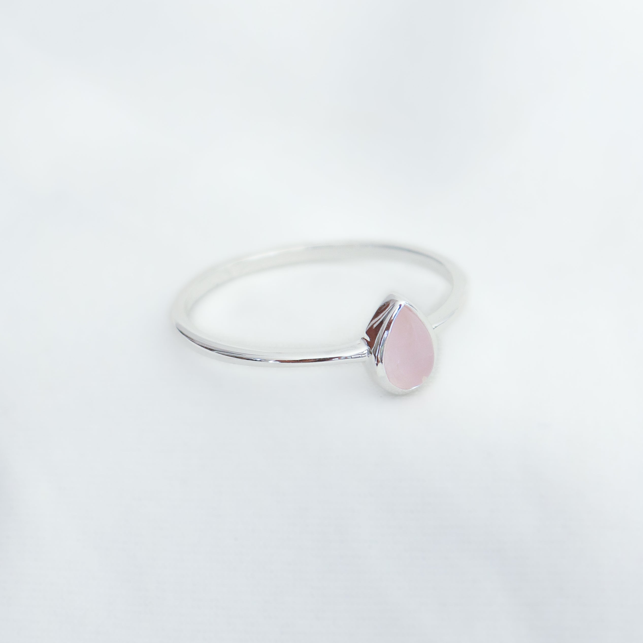 Selene-Ring-Silver-Rose-Quartz-3.jpg