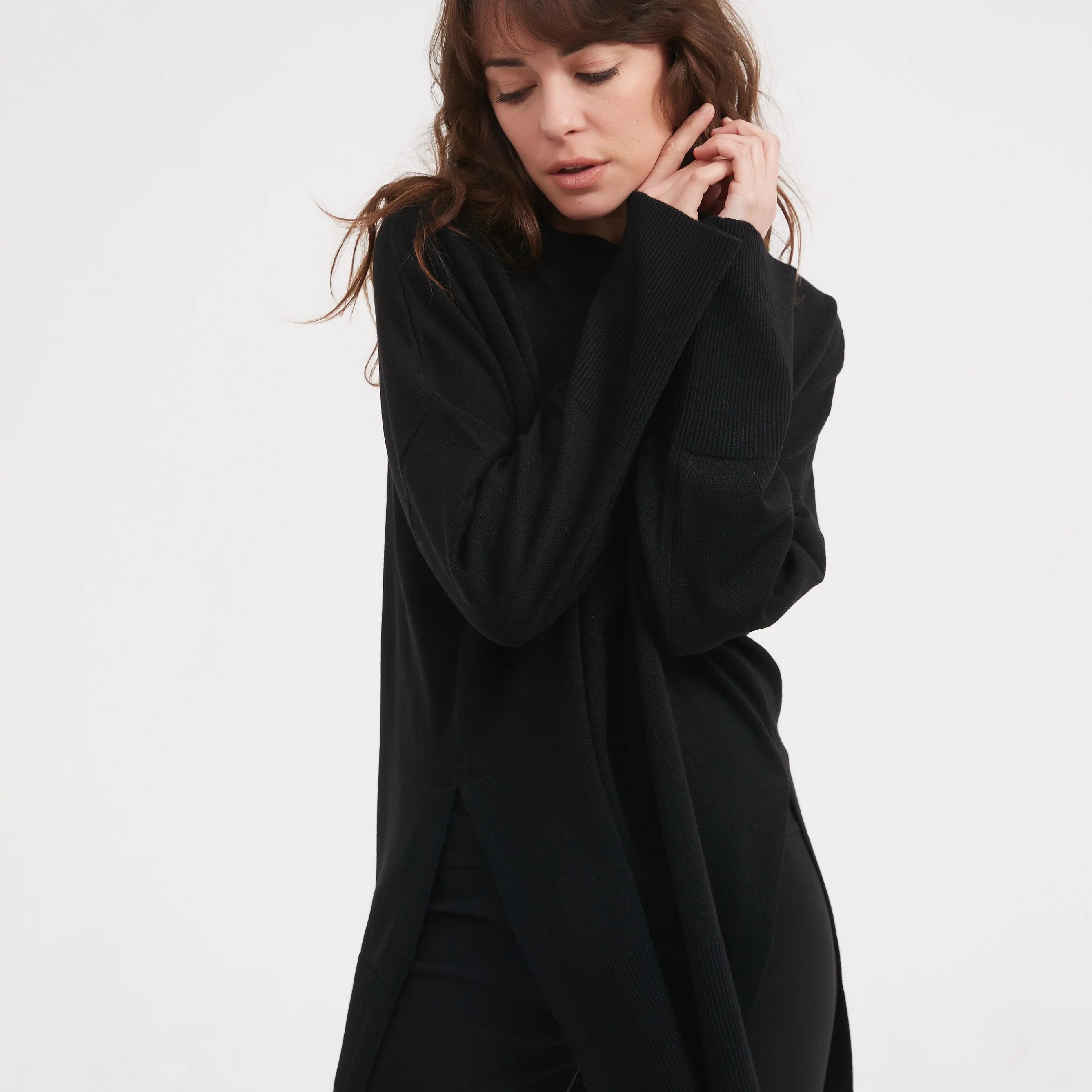 Tirelliblackknit.webp