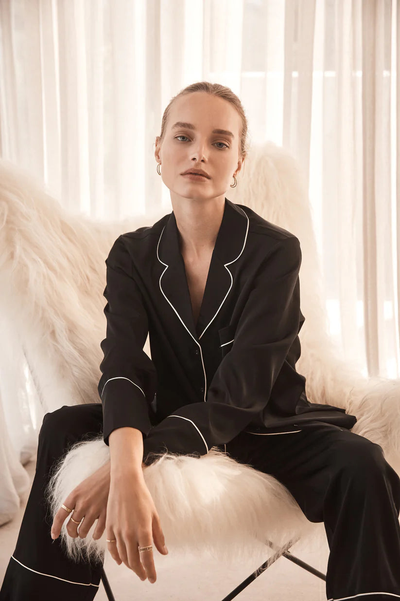 adele-black-satin-set-gingerlilly-sleepwear-96906.webp