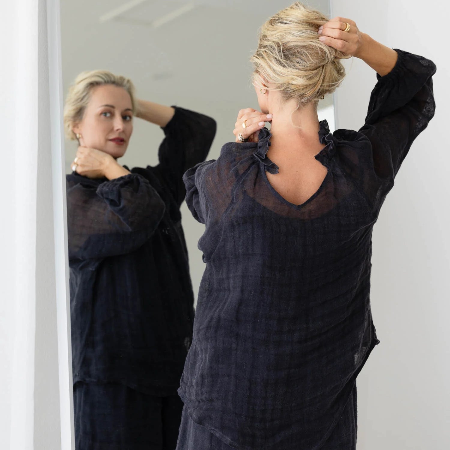 Back view of EADIE Lulu reversible linen top in midnight, lightweight linen blouse with open back detail