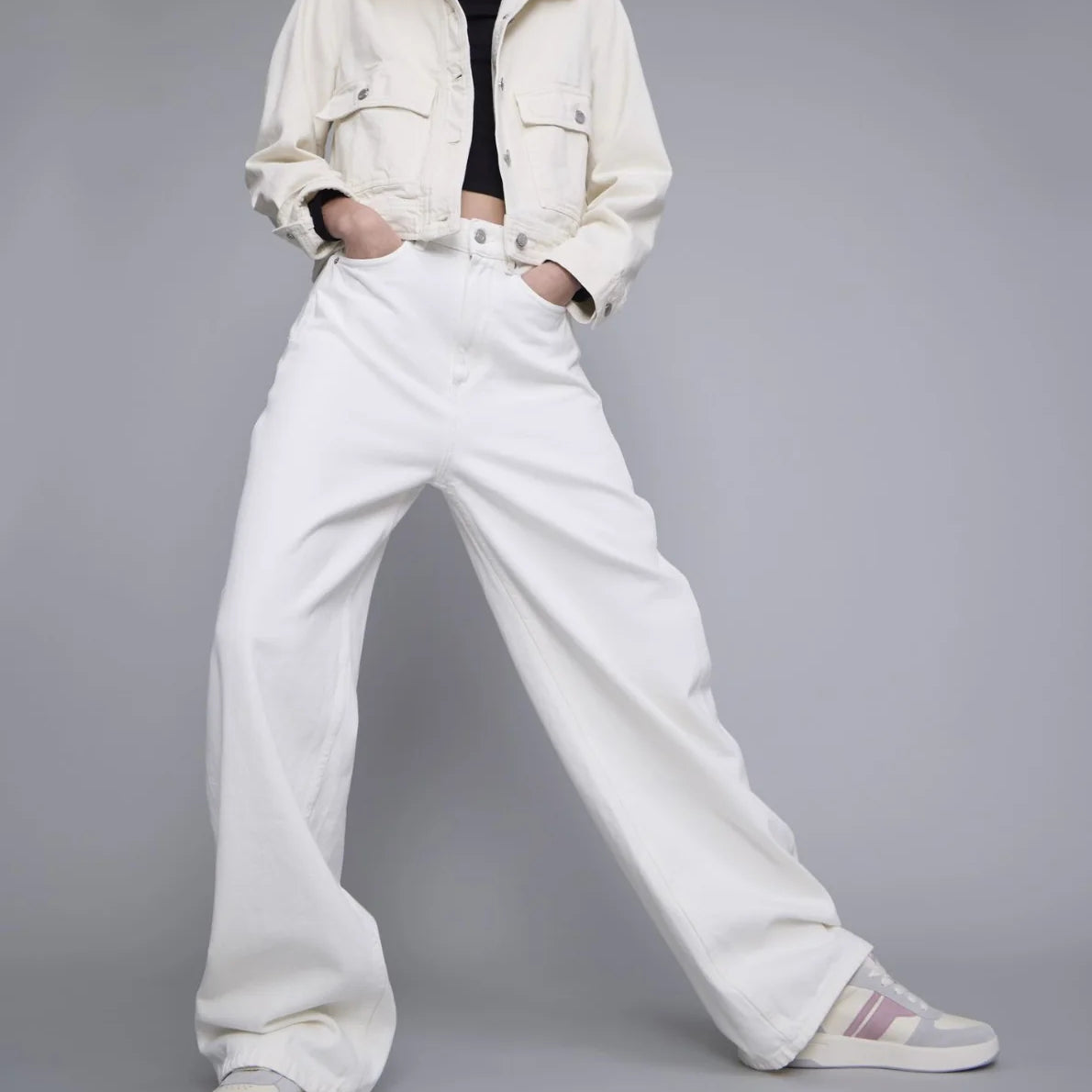 Keds The Court II grey mauve sneakers leather suede women’s casual shoes styled with wide leg pants and cropped jacket modern streetwear outfit sporty lifestyle fashion look