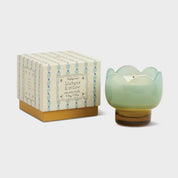 Wisteria & willow soy wax candle